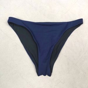 Lululemon Swim Bottom Size Medium (Approx) Waterside Mid-Rise Skimpy Fit Navy